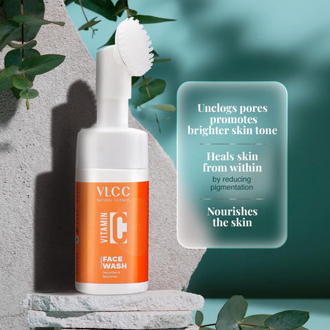 VLCC Vitamin C Foaming Face Wash