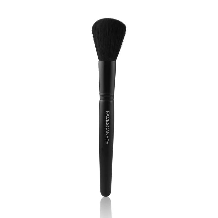 Faces Canada Powder Brush fluffy Powder Brush